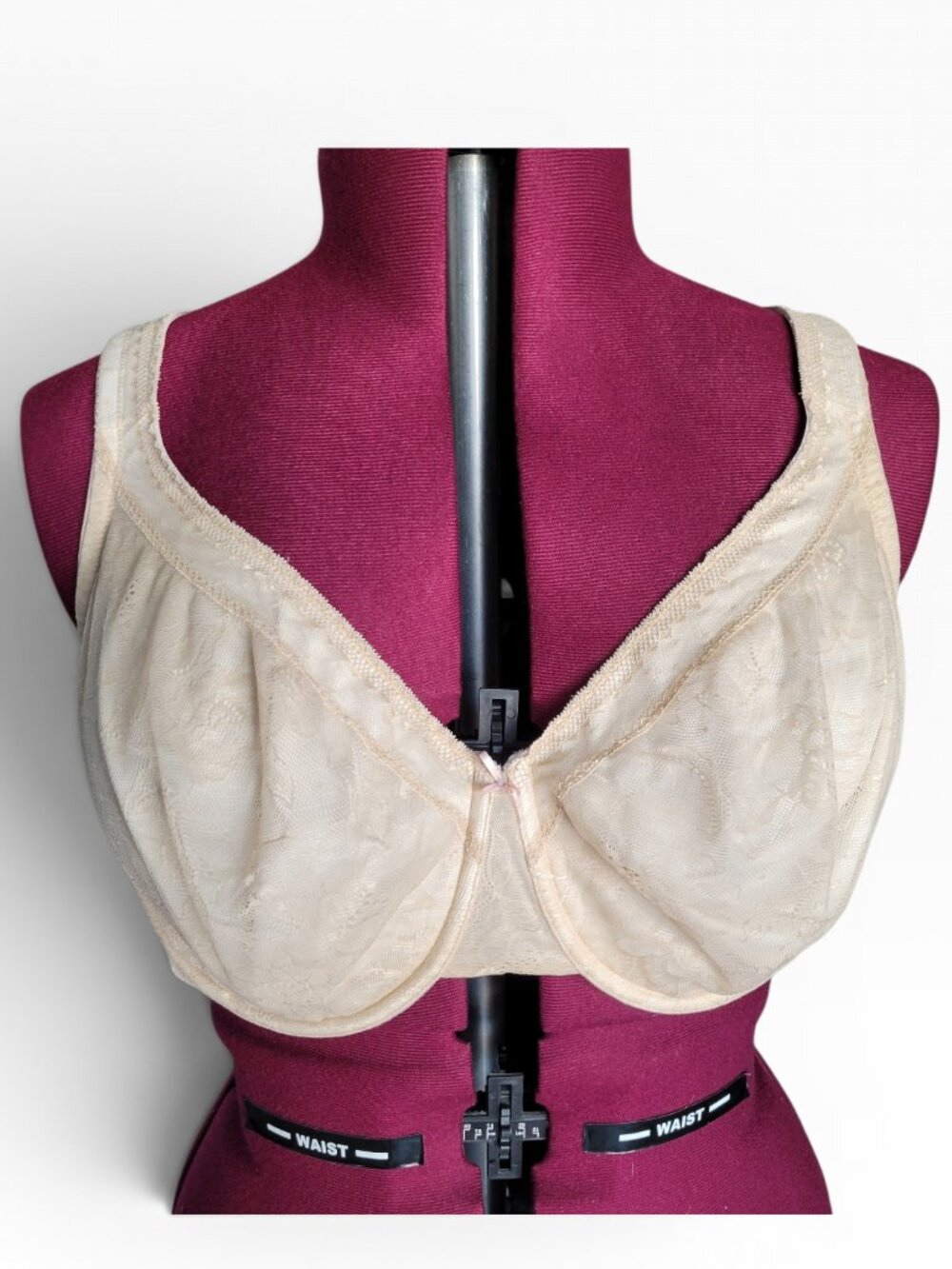 Cacique Modern Lace Unlined Full Coverage Bra Nude (Size 48DD)